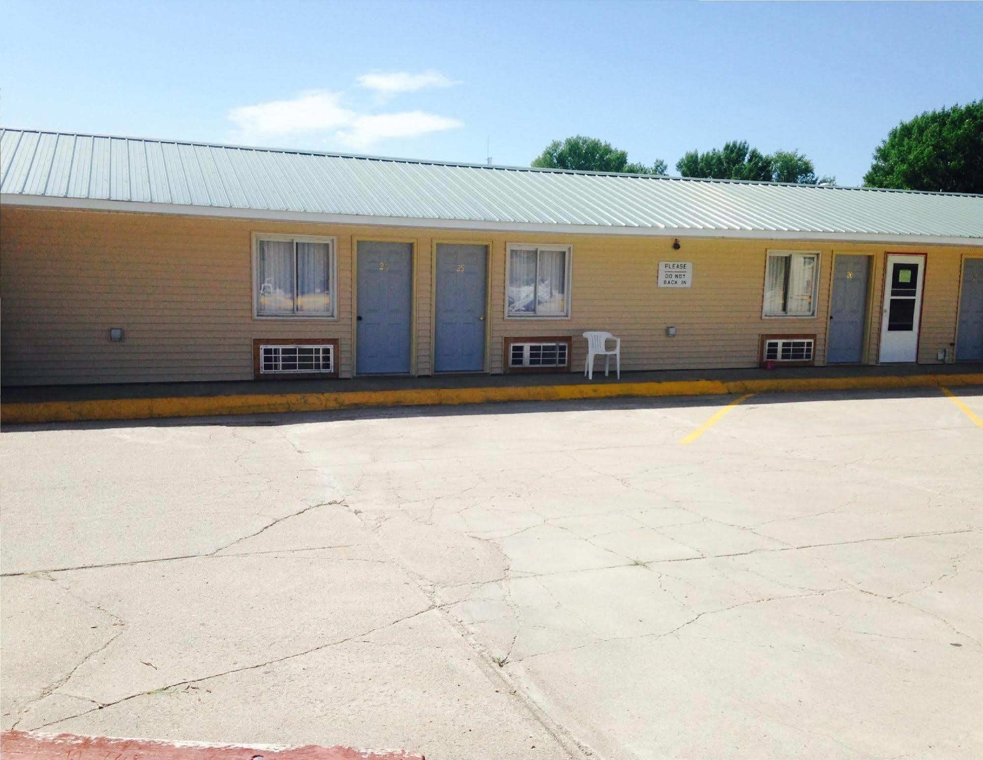 Big 12 Motel Broken Bow Exteriör bild